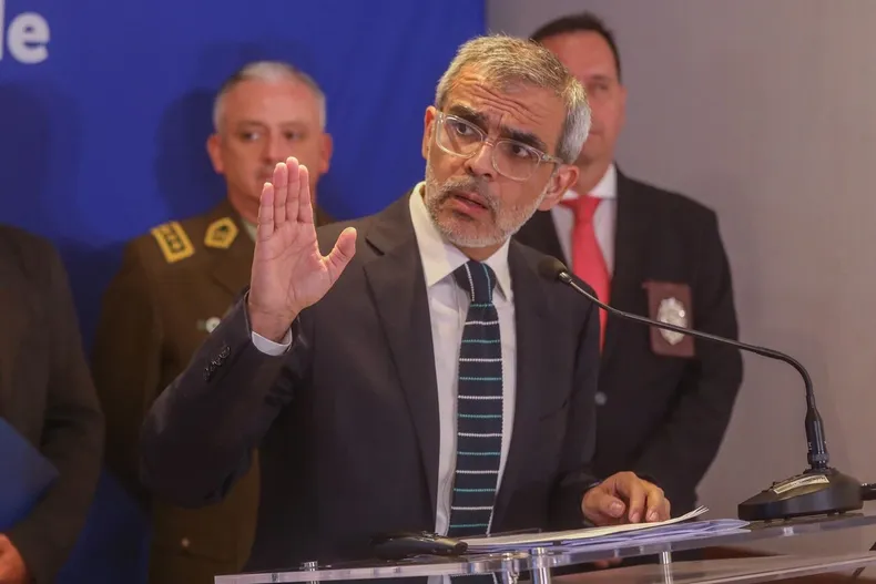 13836 ministro cordero.webp