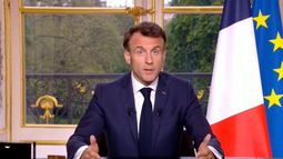Macron admite errores de comunicación en la reforma de las pensiones