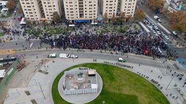 Marcha estudiantil contra el gobierno de Kast por la Alameda - Agencia Uno