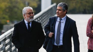 Por filtración de chats: Hermosilla se querella contra 3 fiscales que investigan aristas del caso