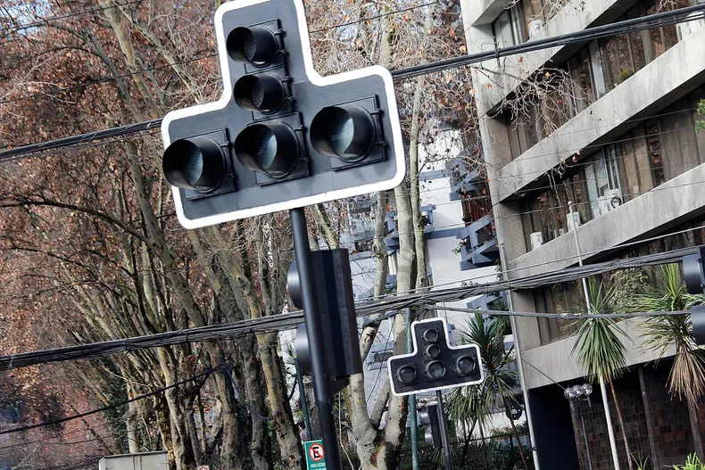 17387 a uno 818206 1.webp