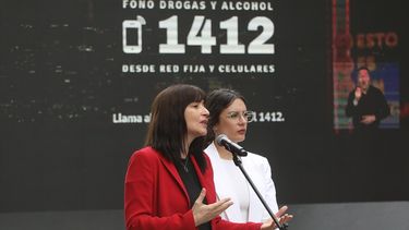 Con audioserie luchan contra estigmas del consumo de drogas y enseñan acceso a tratamiento